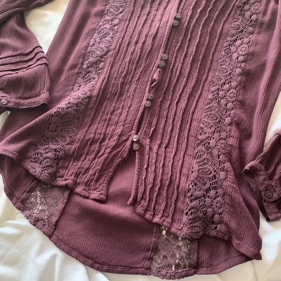 American Eagle Long Sleeve Shirt - Picture 4 of 8